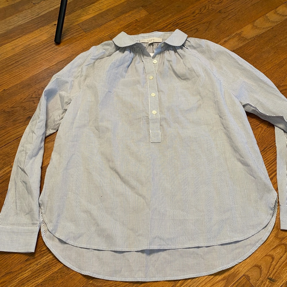 LOFT long sleeve button down - size s - nwt - Picture 3 of 8